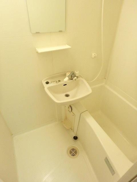 Hakata East Loft Apartment: Near Subway and Airport Fukuoka  Exterior photo